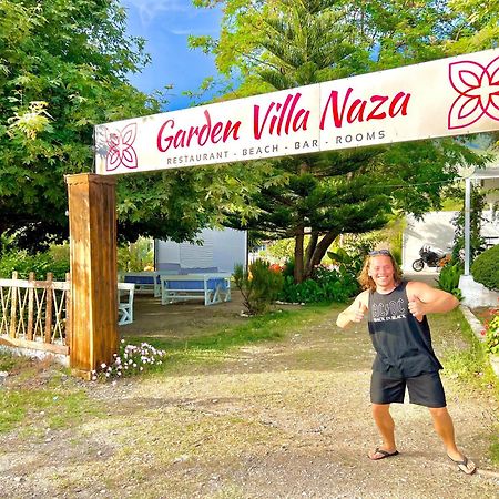 Garden Villa Naza Piqeras Exteriör bild